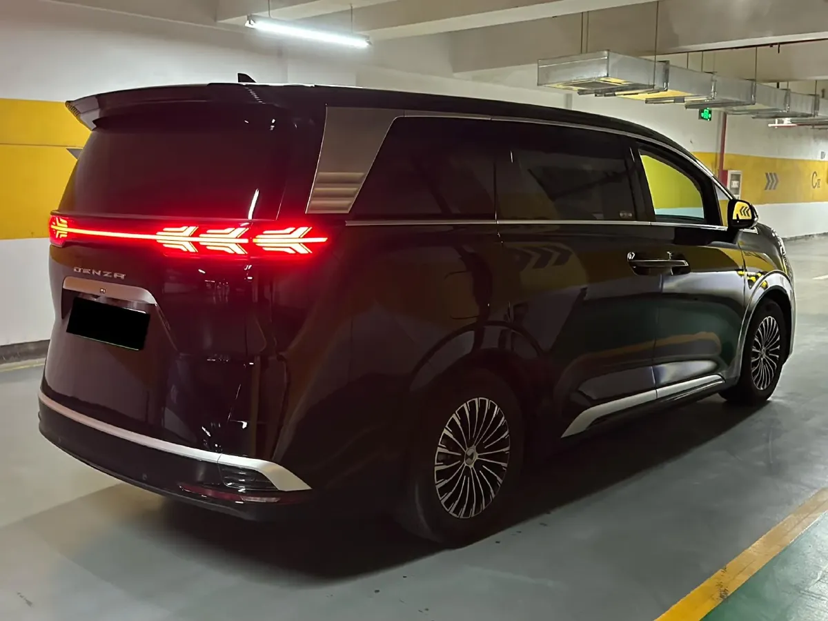 2022 HongQi HS7 3.0T 337HP V6 8AT,autocango,china used car exporter,china ev exporter,chinese used car exporter,chinese used ev exporter