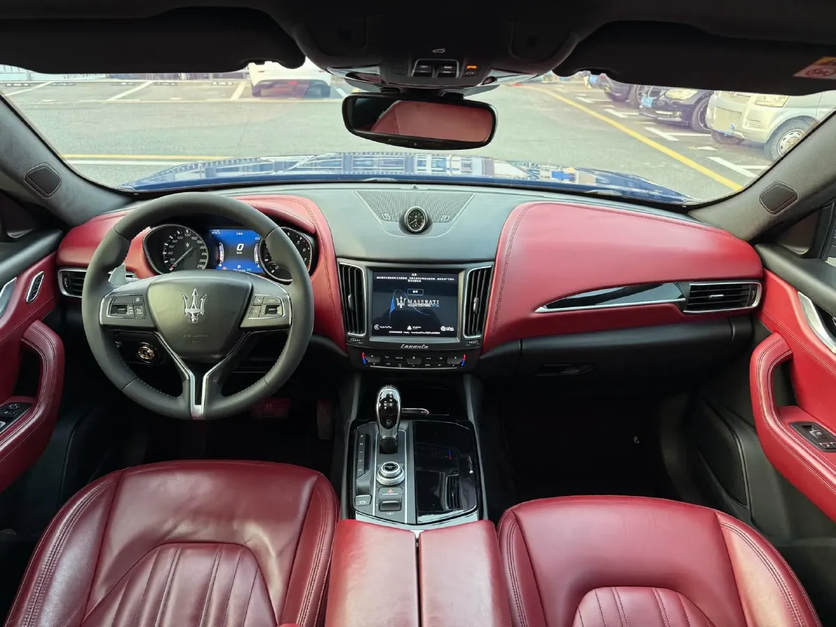 2018 Maserati Levante 3.0T 350HP V6 8AT,autocango,china used car exporter,china ev exporter,chinese used car exporter,chinese used ev exporter