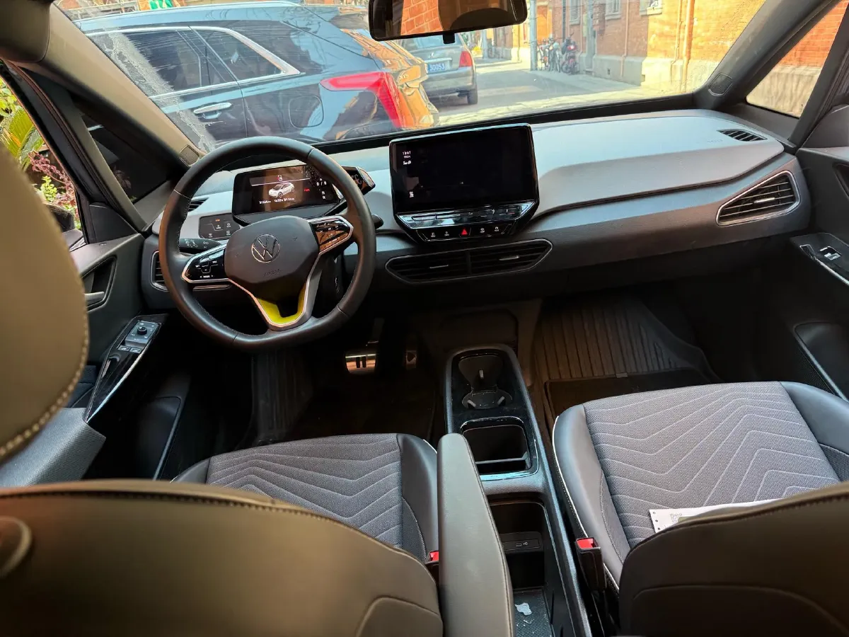 2023 Volkswagen ID.3 BEV 52.8KWH,autocango,china used car exporter,china ev exporter,chinese used car exporter,chinese used ev exporter