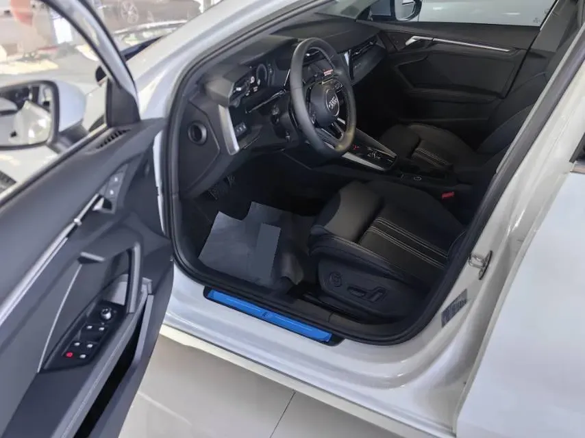 2024 Audi A3 1.4T 150HP L4 7DCT,autocango,china used car exporter,china ev exporter,chinese used car exporter,chinese used ev exporter