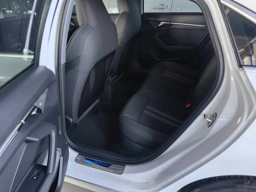 2024 Audi A3 1.4T 150HP L4 7DCT,autocango,china used car exporter,china ev exporter,chinese used car exporter,chinese used ev exporter