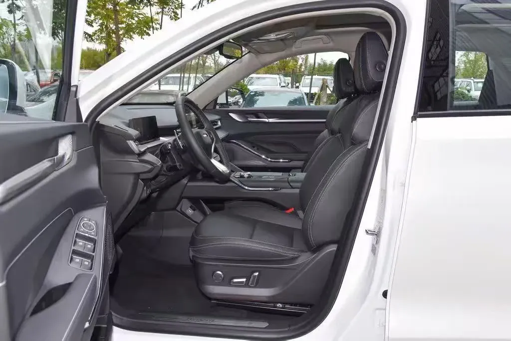 2021 Haval H6 1.5T 169HP L4 7DCT,autocango,china used car exporter,china ev exporter,chinese used car exporter,chinese used ev exporter