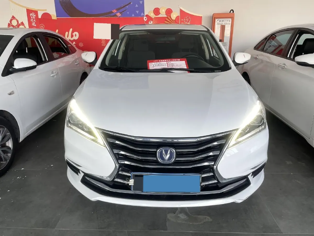 2019 ChangAn Eado DT 1.6L 125HP L4 5MT,autocango,china used car exporter,china ev exporter,chinese used car exporter,chinese used ev exporter