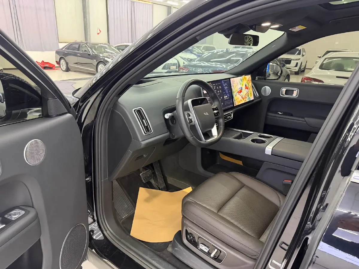 2023 Li L8 Range Extended 154HP REEV 40.9KWH,autocango,china used car exporter,china ev exporter,chinese used car exporter,chinese used ev exporter