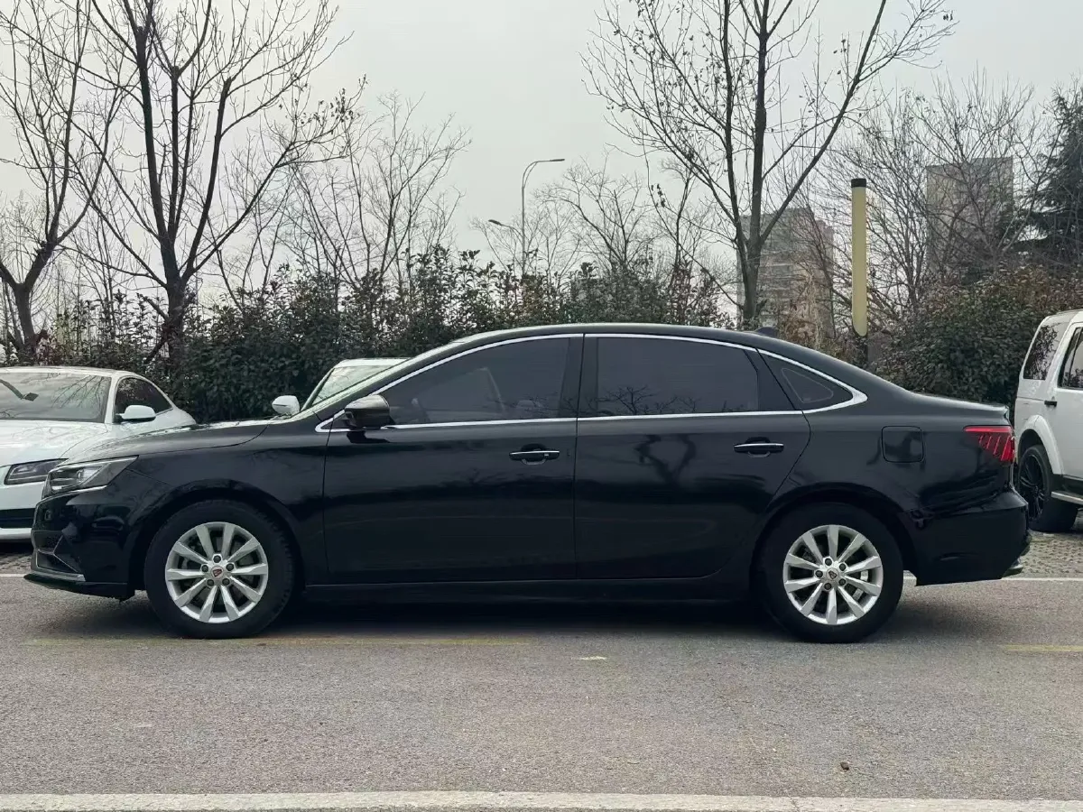 2017 Roewe i6 1.0T 125HP L3 2AT PHEV,autocango,china used car exporter,china ev exporter,chinese used car exporter,chinese used ev exporter