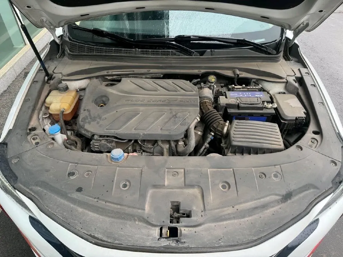 2021 ChangAn Raeton CC 1.5T 180HP L4 7DCT,autocango,china used car exporter,china ev exporter,chinese used car exporter,chinese used ev exporter