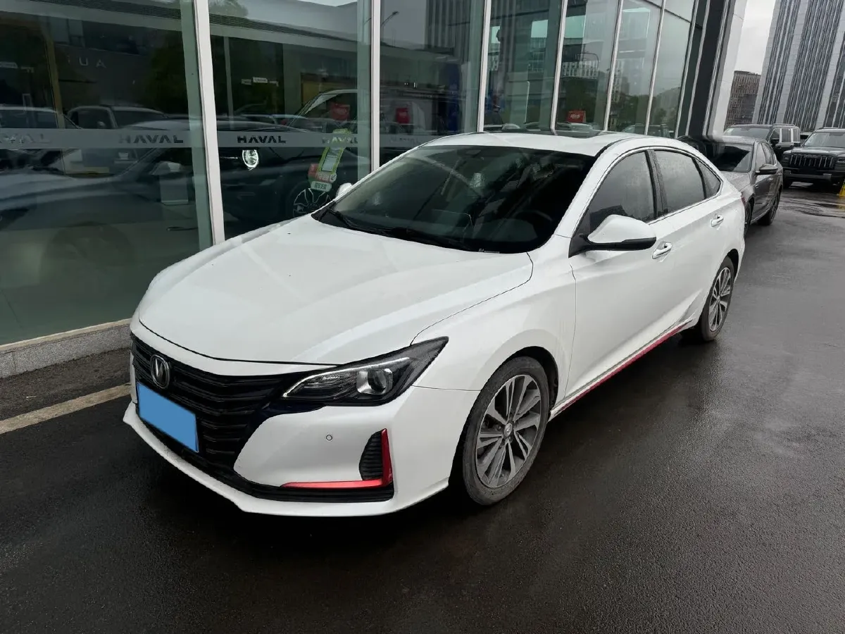 2021 ChangAn Raeton CC 1.5T 180HP L4 7DCT,autocango,china used car exporter,china ev exporter,chinese used car exporter,chinese used ev exporter