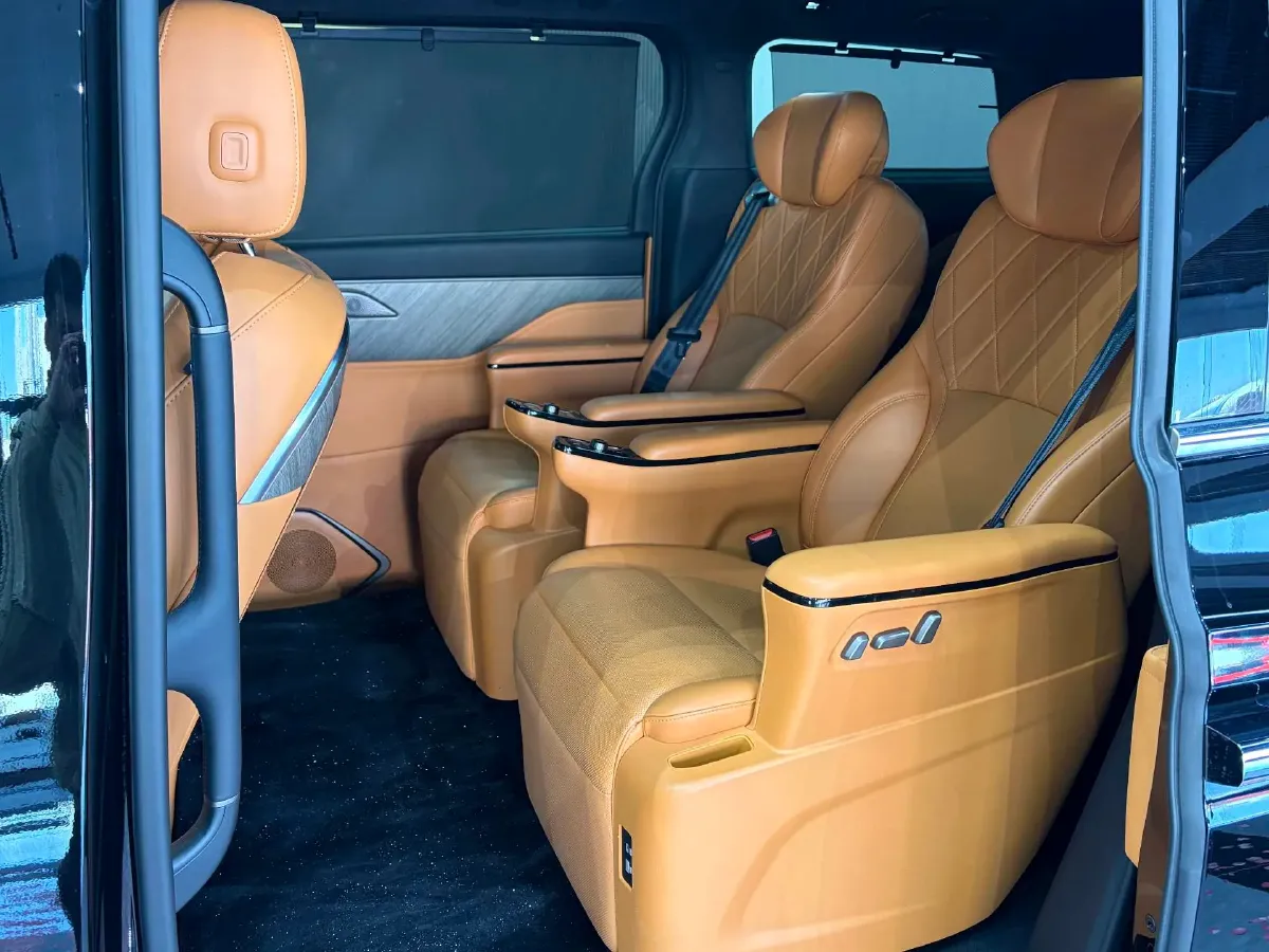 2025 WEY HighMountain 1.5T 170HP L4 4DHT PHEV,autocango,china used car exporter,china ev exporter,chinese used car exporter,chinese used ev exporter