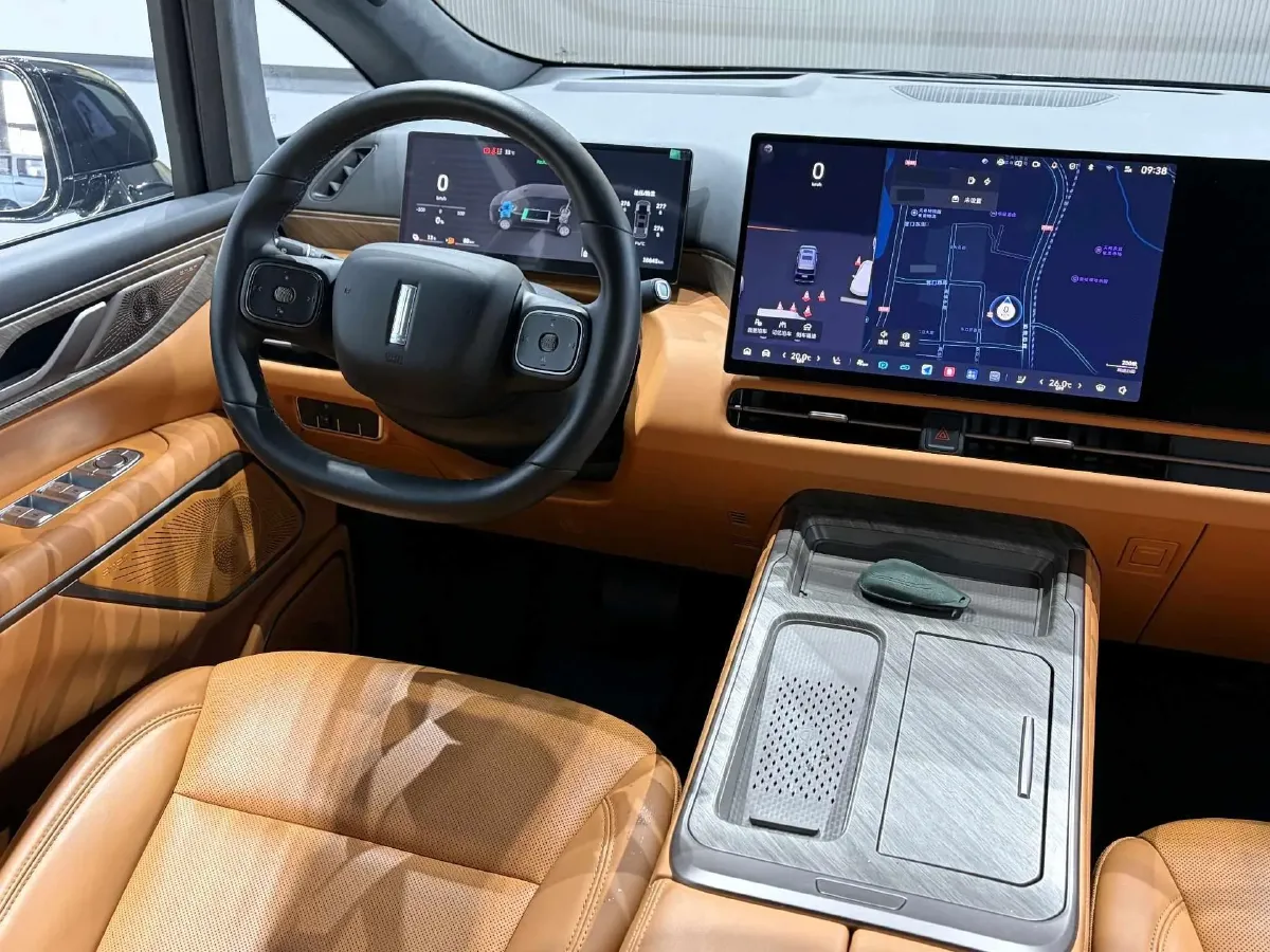 2025 WEY HighMountain 1.5T 170HP L4 4DHT PHEV,autocango,china used car exporter,china ev exporter,chinese used car exporter,chinese used ev exporter