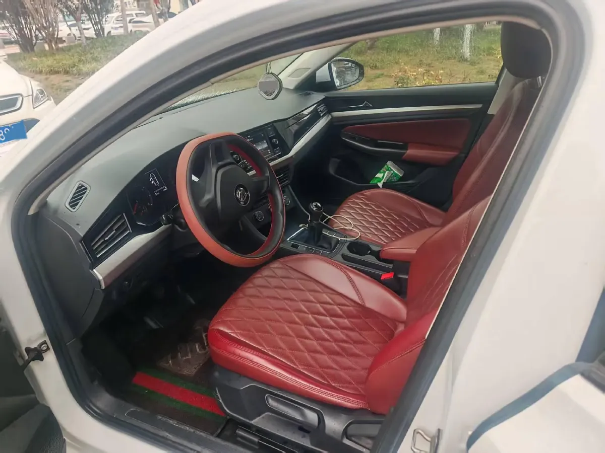 2020 Volkswagen Bora 1.5L 113HP L4 5MT,autocango,china used car exporter,china ev exporter,chinese used car exporter,chinese used ev exporter