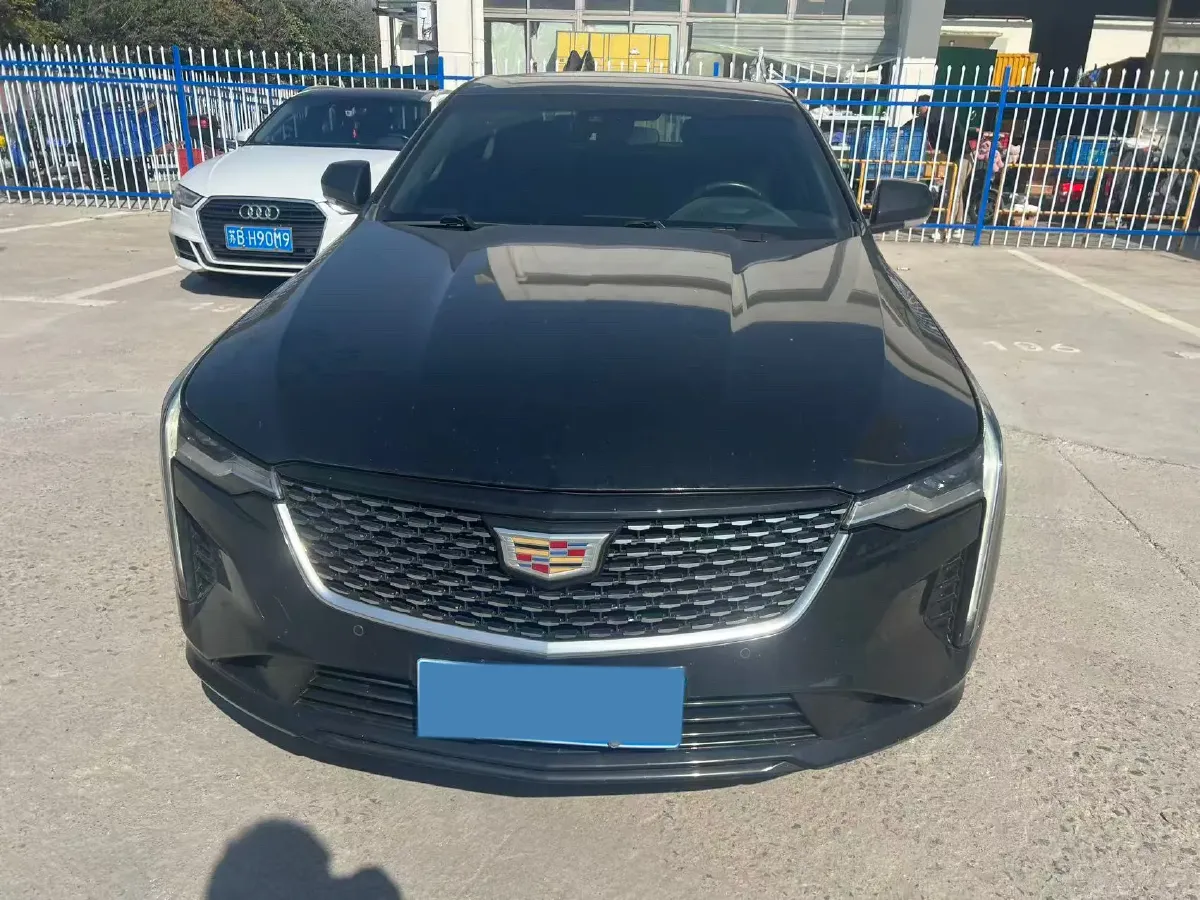 2022 Cadillac CT4 2.0T 237HP L4 8AT,autocango,china used car exporter,china ev exporter,chinese used car exporter,chinese used ev exporter