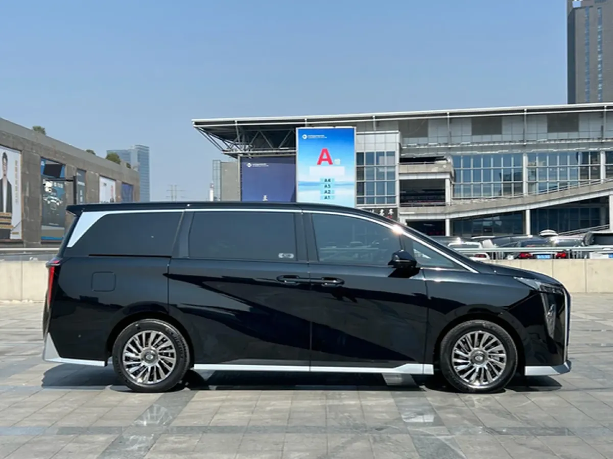 2024 GAC Trumpchi M8 2.0T 252HP L4 8AT,autocango,china used car exporter,china ev exporter,chinese used car exporter,chinese used ev exporter