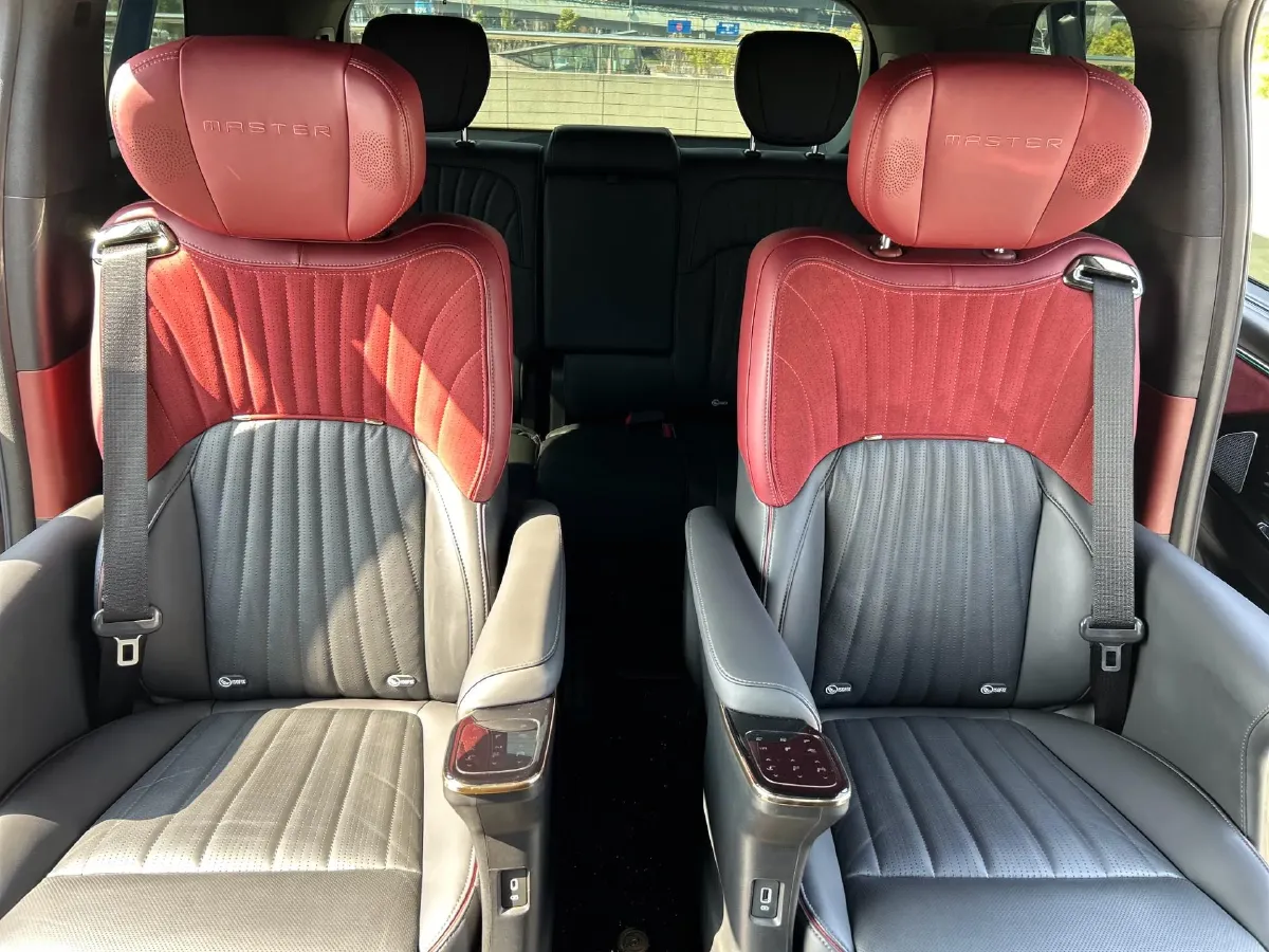 2024 GAC Trumpchi M8 2.0T 252HP L4 8AT,autocango,china used car exporter,china ev exporter,chinese used car exporter,chinese used ev exporter