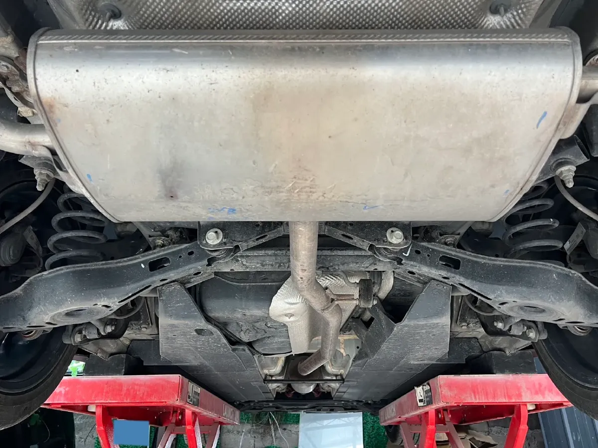 2022 ChangAn UNI-V 1.5T 188HP L4 7DCT,autocango,china used car exporter,china ev exporter,chinese used car exporter,chinese used ev exporter