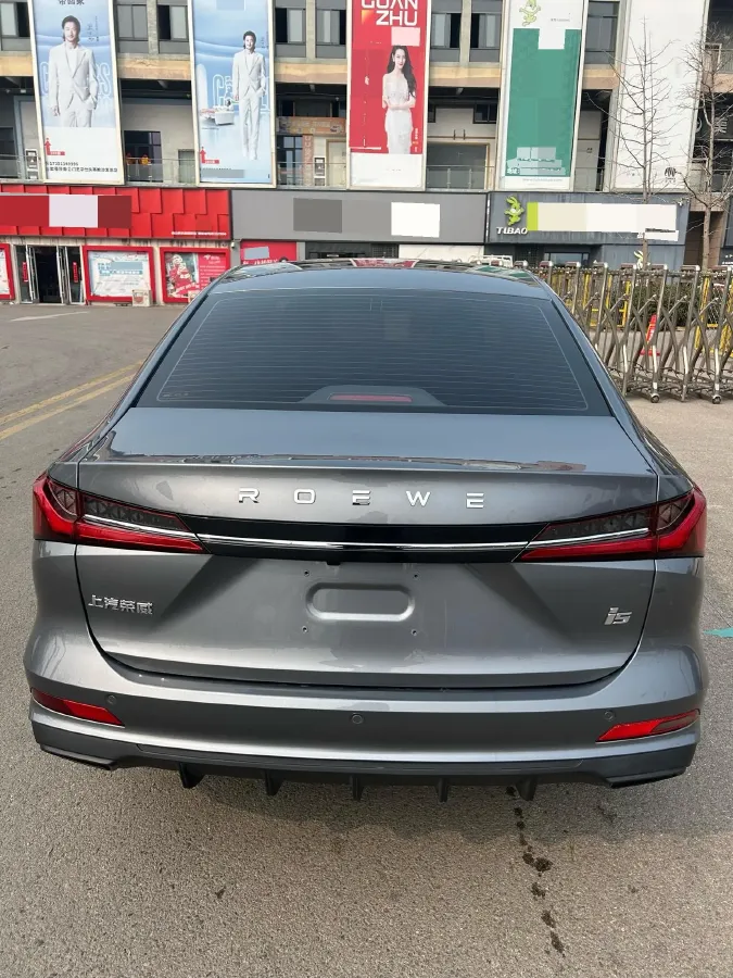 2023 Roewe i5 1.5L 129HP L4 5MT,autocango,china used car exporter,china ev exporter,chinese used car exporter,chinese used ev exporter