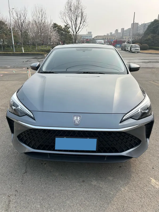 2023 Roewe i5 1.5L 129HP L4 5MT,autocango,china used car exporter,china ev exporter,chinese used car exporter,chinese used ev exporter