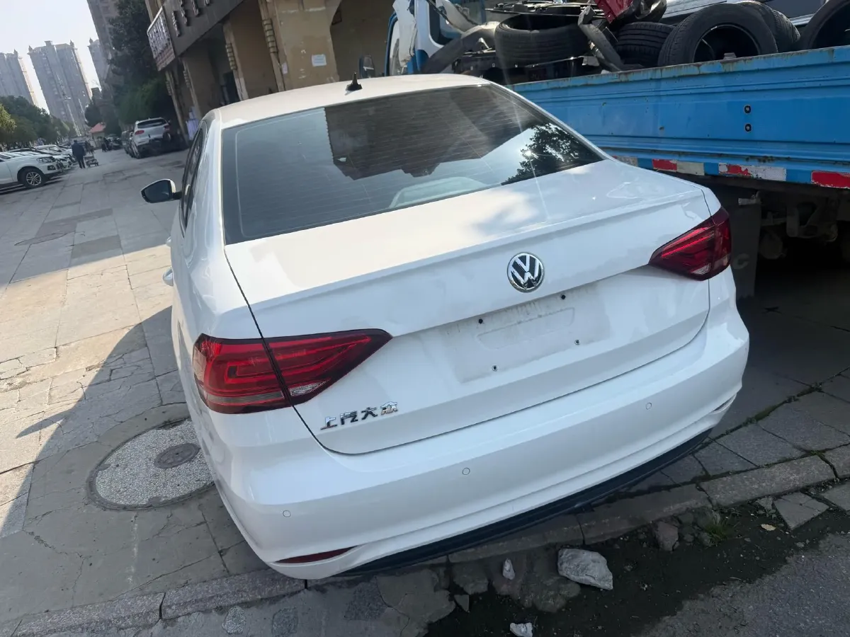 2019 Volkswagen Polo 1.5L 113HP L4 5MT,autocango,china used car exporter,china ev exporter,chinese used car exporter,chinese used ev exporter