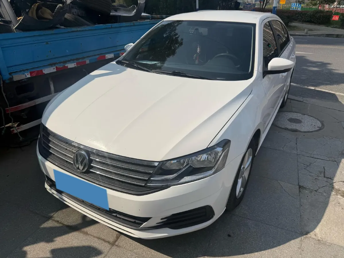 2019 Volkswagen Polo 1.5L 113HP L4 5MT,autocango,china used car exporter,china ev exporter,chinese used car exporter,chinese used ev exporter