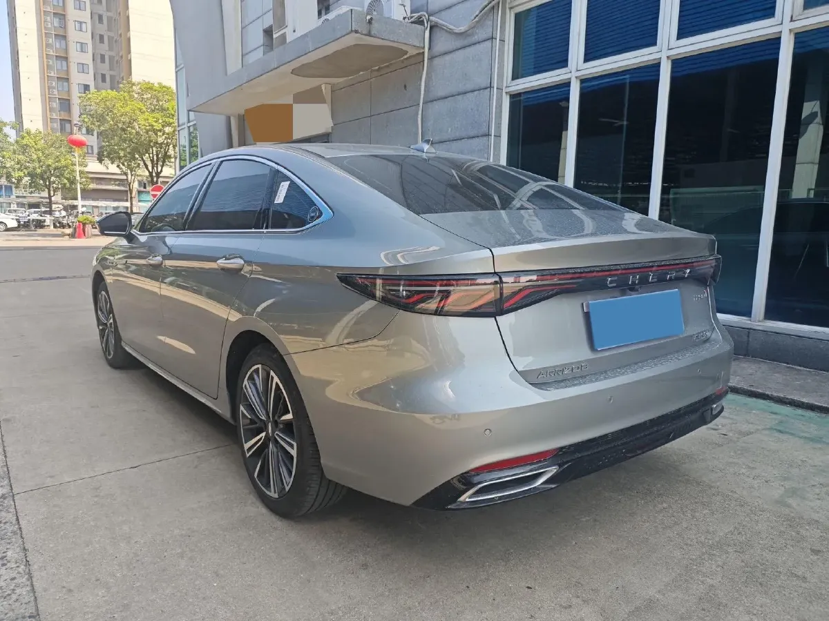 2025 Chery Arrizo 8 Pro 1.6T 197HP L4 7DCT,autocango,china used car exporter,china ev exporter,chinese used car exporter,chinese used ev exporter