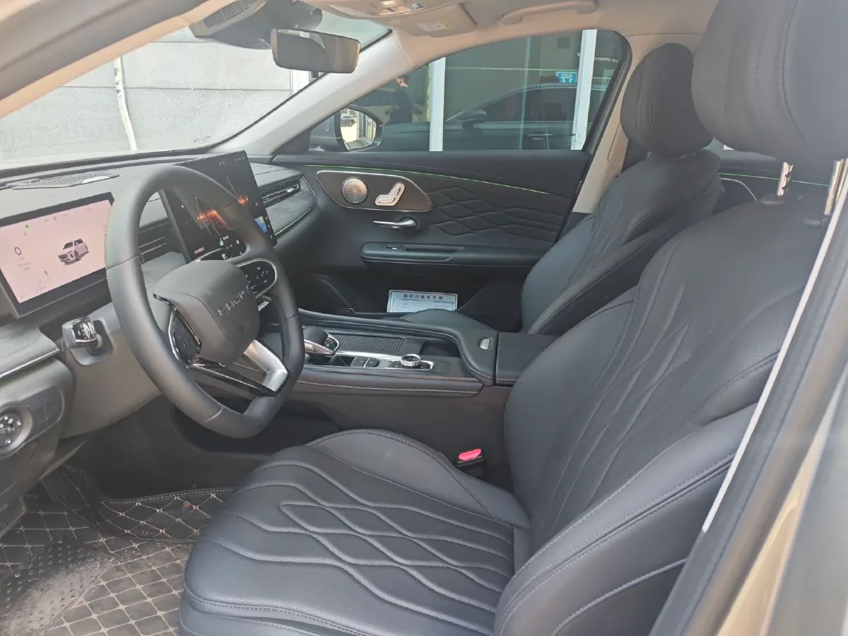 2025 Chery Arrizo 8 Pro 1.6T 197HP L4 7DCT,autocango,china used car exporter,china ev exporter,chinese used car exporter,chinese used ev exporter