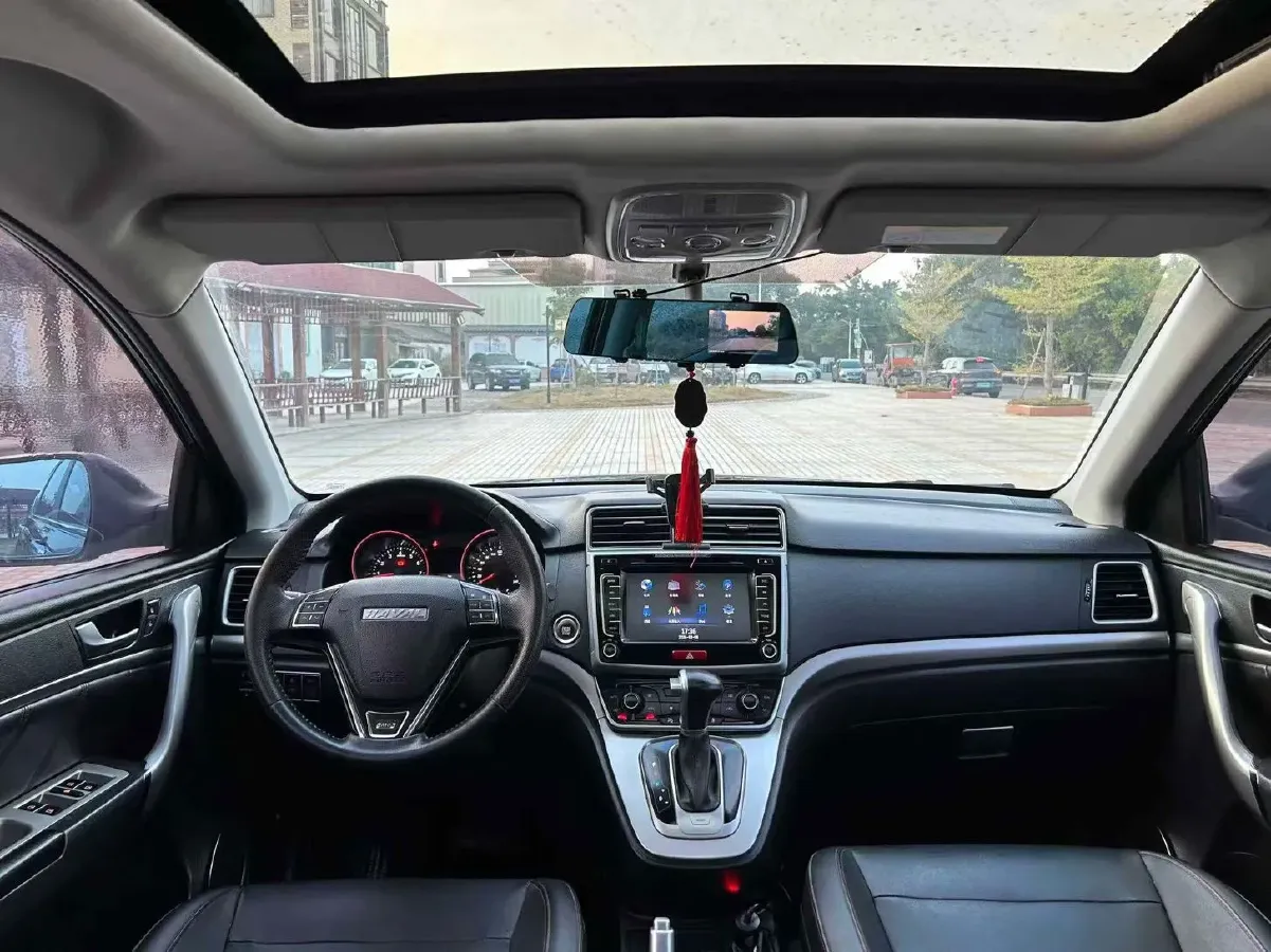 2017 Haval M6 1.5T 150HP L4 6AT,autocango,china used car exporter,china ev exporter,chinese used car exporter,chinese used ev exporter