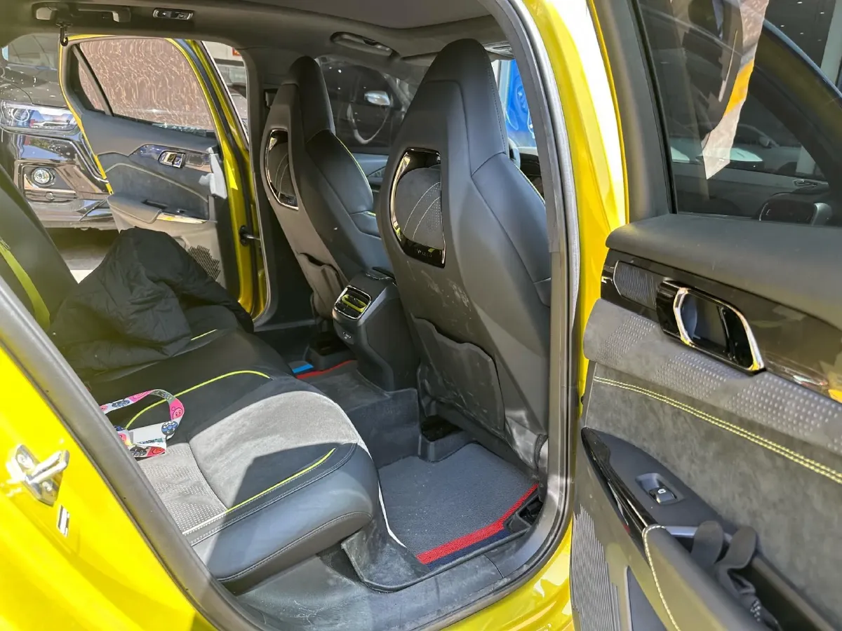 2022 LYNK&CO 03 2.0T 254HP L4 8AT,autocango,china used car exporter,china ev exporter,chinese used car exporter,chinese used ev exporter