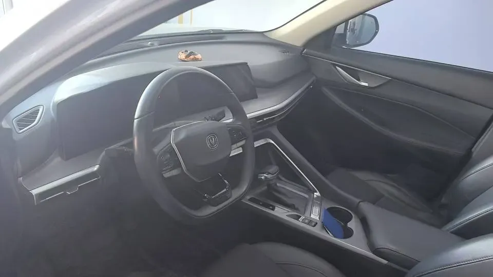 2023 ChangAn CS35 Plus 1.4T 160HP L4 7DCT,autocango,china used car exporter,china ev exporter,chinese used car exporter,chinese used ev exporter