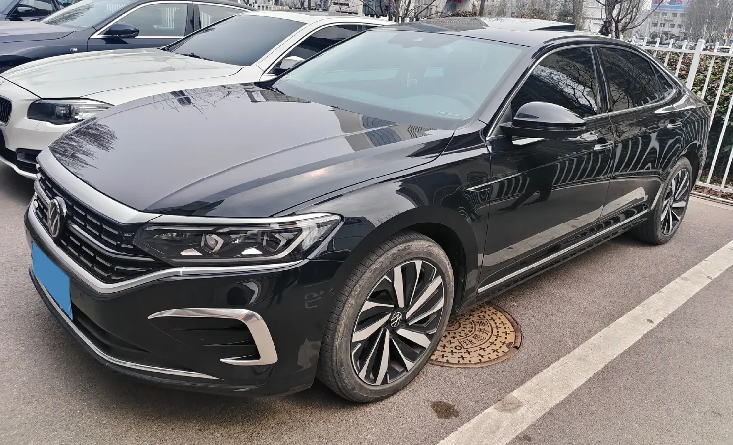 2024 Volkswagen Passat 2.0T 220HP L4 7DCT,autocango,china used car exporter,china ev exporter,chinese used car exporter,chinese used ev exporter