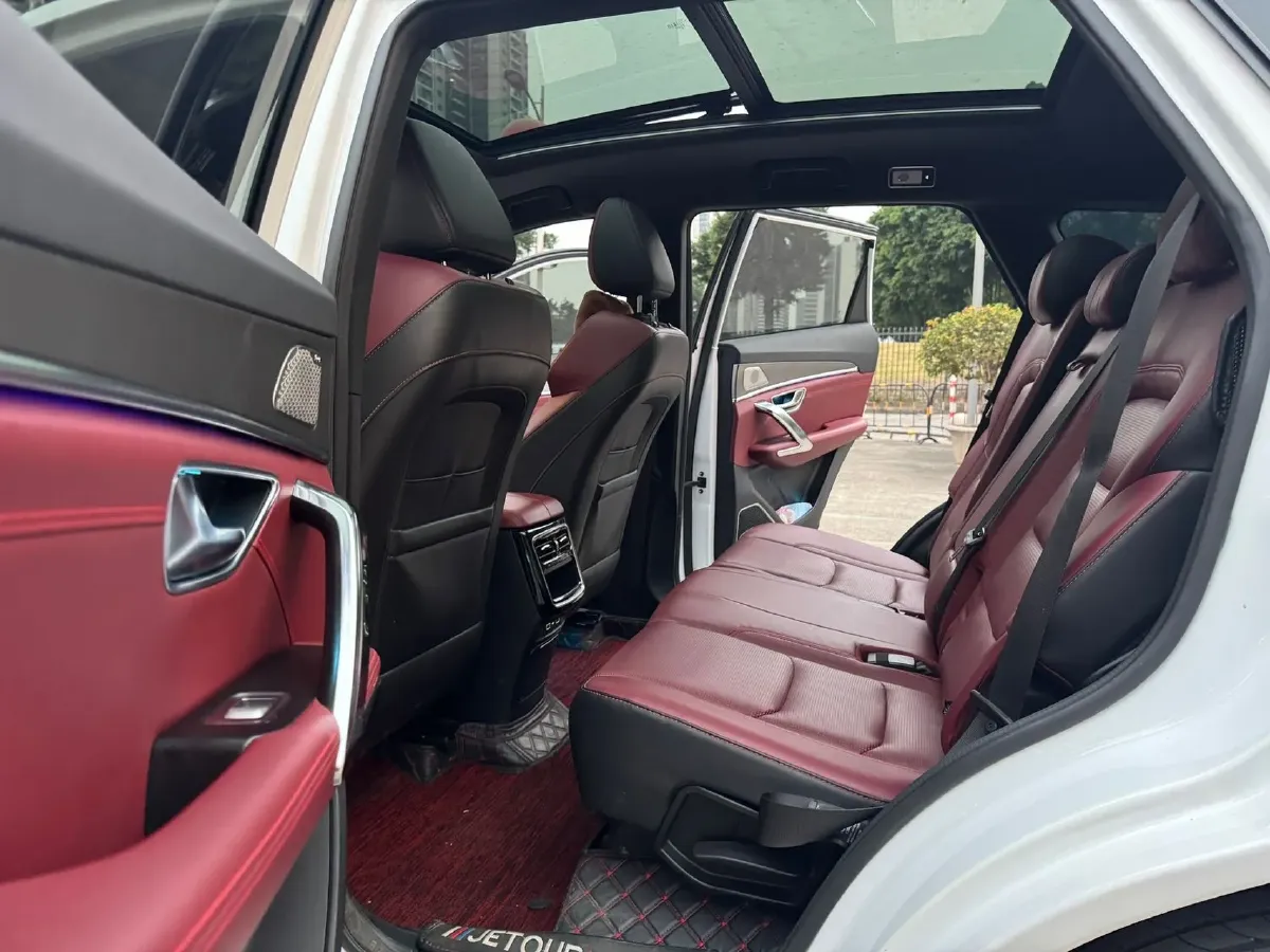 2021 Chery Tiggo 8 Plus 1.6T 197HP L4 7DCT,autocango,china used car exporter,china ev exporter,chinese used car exporter,chinese used ev exporter