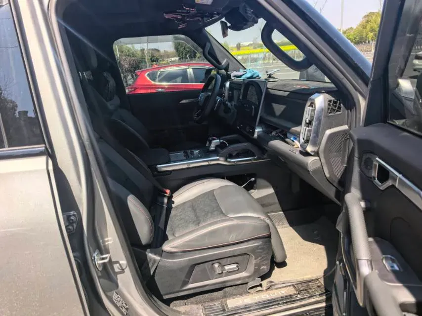 2024 Jetour Traveller 2.0T 254HP L4 7DCT,autocango,china used car exporter,china ev exporter,chinese used car exporter,chinese used ev exporter