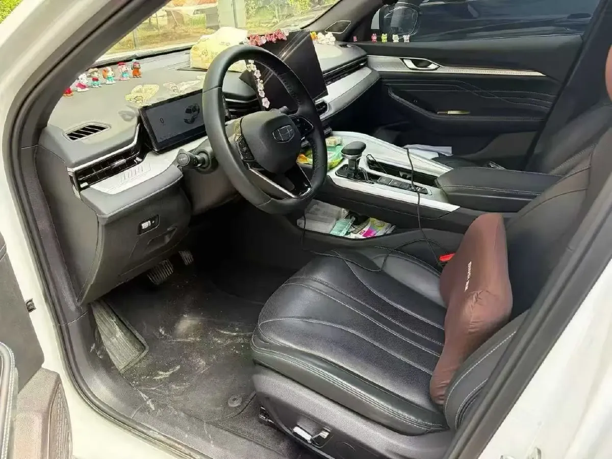 2025 Geely Preface 1.5T 181HP L4 7DCT,autocango,china used car exporter,china ev exporter,chinese used car exporter,chinese used ev exporter