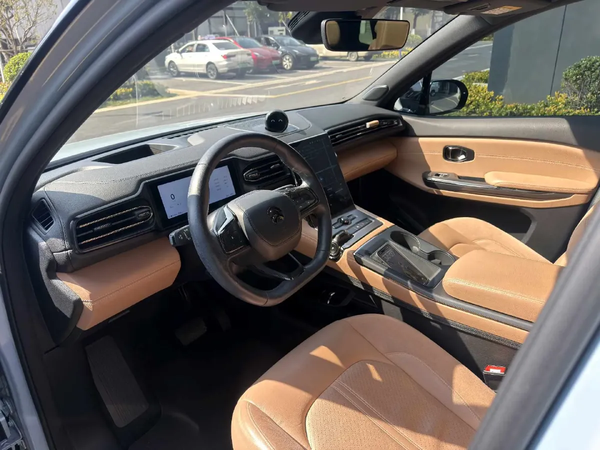 2019 NIO ES6 BEV 70KWH,autocango,china used car exporter,china ev exporter,chinese used car exporter,chinese used ev exporter