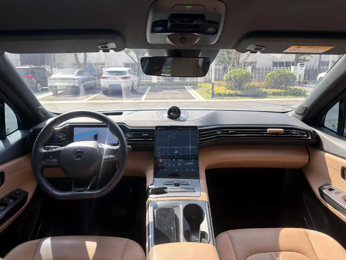 2019 NIO ES6 BEV 70KWH,autocango,china used car exporter,china ev exporter,chinese used car exporter,chinese used ev exporter