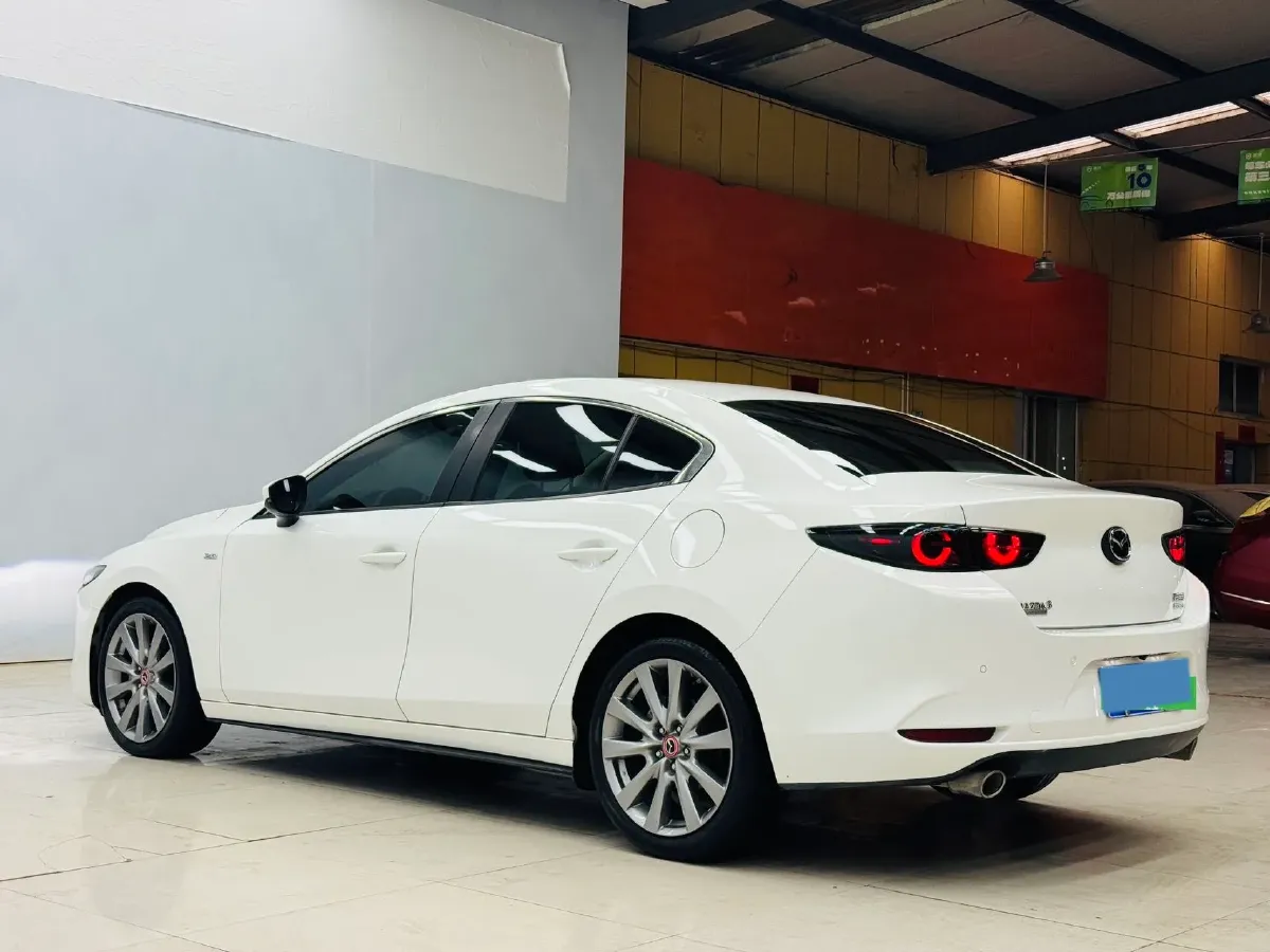 2021 Mazda 3 Axela 2.0L 158HP L4 6AT,autocango,china used car exporter,china ev exporter,chinese used car exporter,chinese used ev exporter