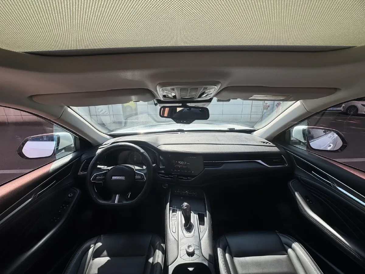 2019 Haval F7 1.5T 169HP L4 7DCT,autocango,china used car exporter,china ev exporter,chinese used car exporter,chinese used ev exporter