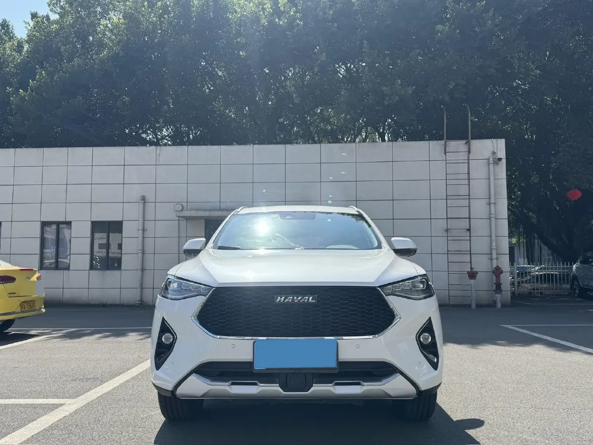 2019 Haval F7 1.5T 169HP L4 7DCT,autocango,china used car exporter,china ev exporter,chinese used car exporter,chinese used ev exporter
