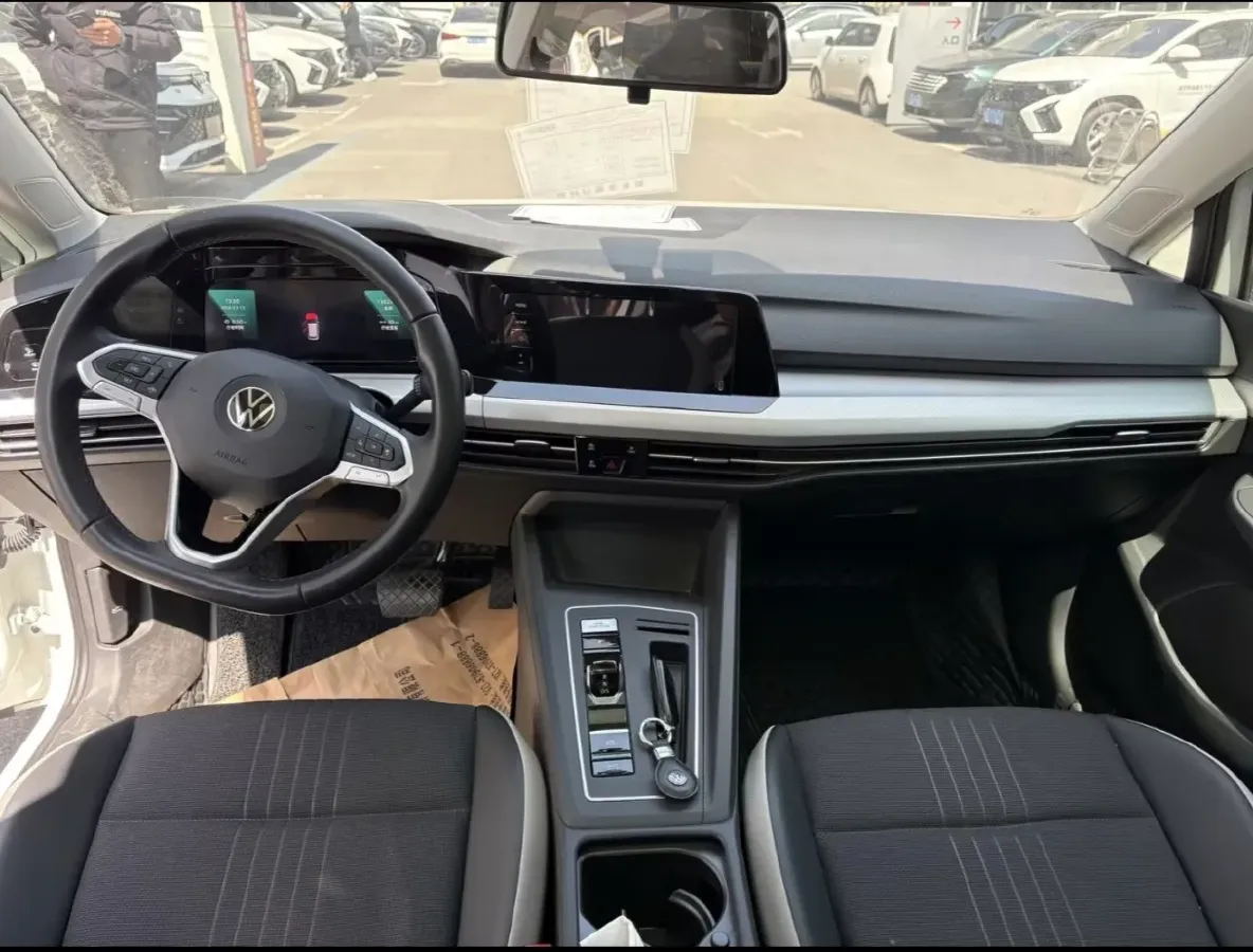 2021 Volkswagen Golf 1.4T 150HP L4 7DCT,autocango,china used car exporter,china ev exporter,chinese used car exporter,chinese used ev exporter