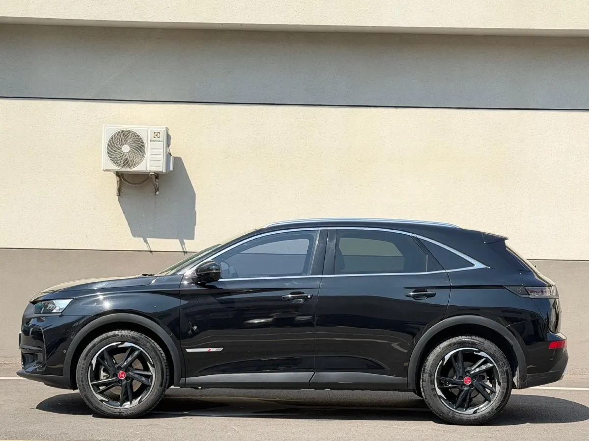 2018 DS 7 1.6T 220HP L4 8AT,autocango,china used car exporter,china ev exporter,chinese used car exporter,chinese used ev exporter