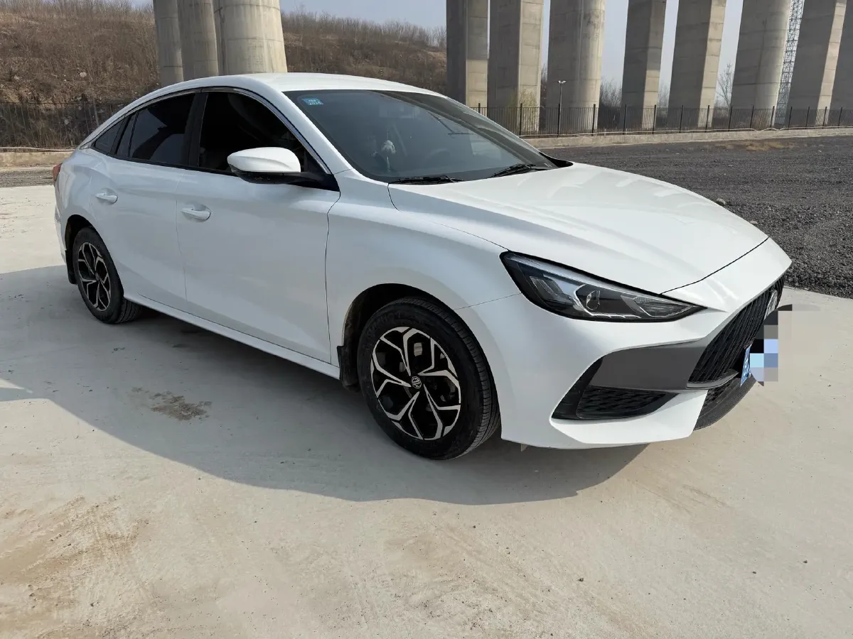 2023 MG 5 1.5L 129HP L4 5MT,autocango,china used car exporter,china ev exporter,chinese used car exporter,chinese used ev exporter