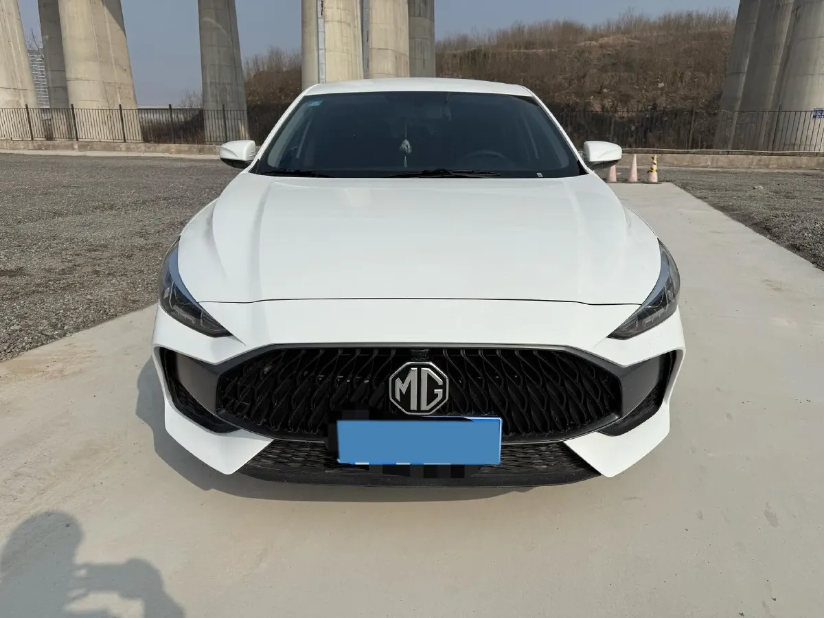 2023 MG 5 1.5L 129HP L4 5MT,autocango,china used car exporter,china ev exporter,chinese used car exporter,chinese used ev exporter