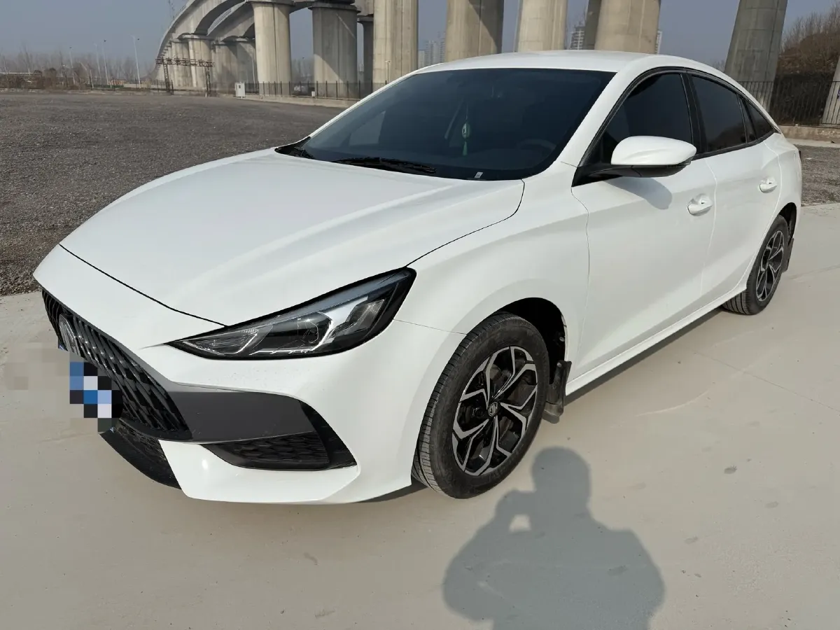 2023 MG 5 1.5L 129HP L4 5MT,autocango,china used car exporter,china ev exporter,chinese used car exporter,chinese used ev exporter