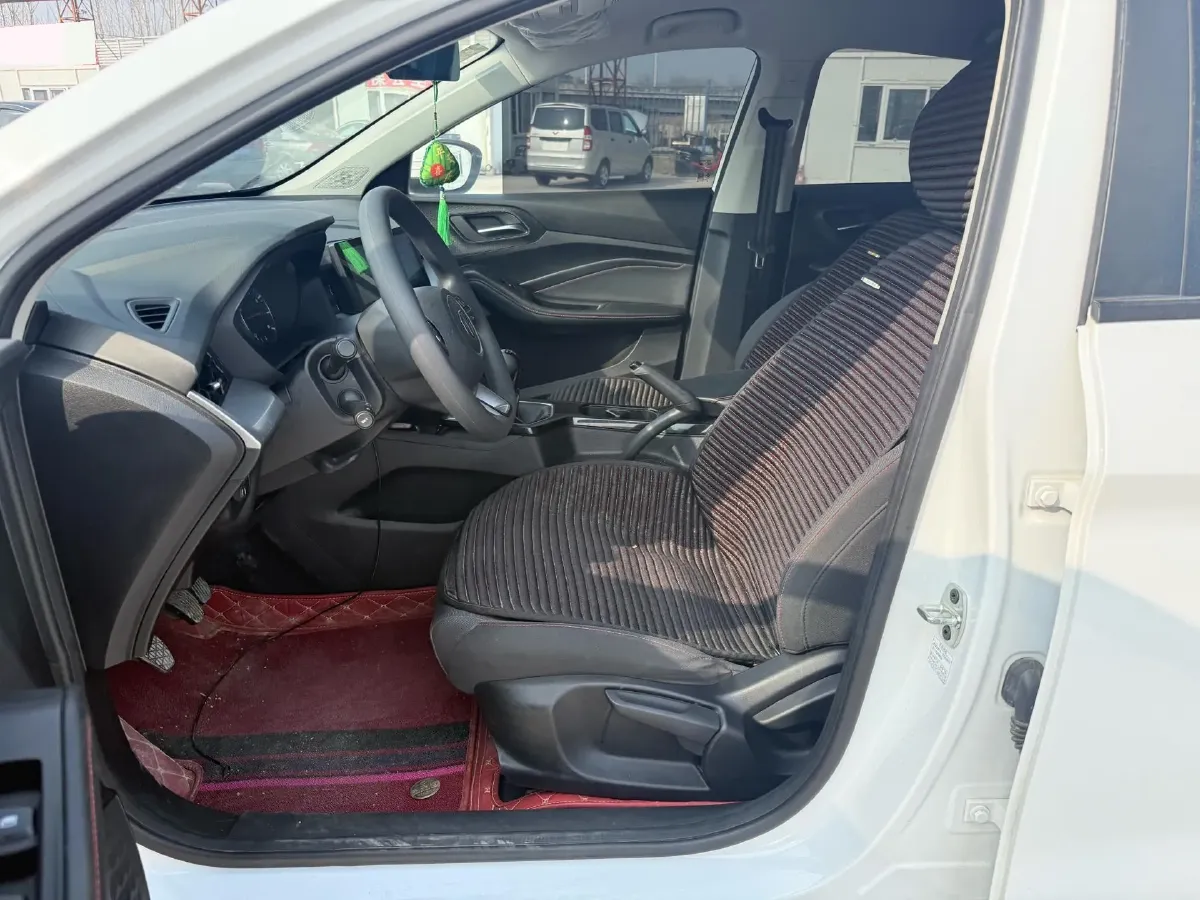 2023 MG 5 1.5L 129HP L4 5MT,autocango,china used car exporter,china ev exporter,chinese used car exporter,chinese used ev exporter