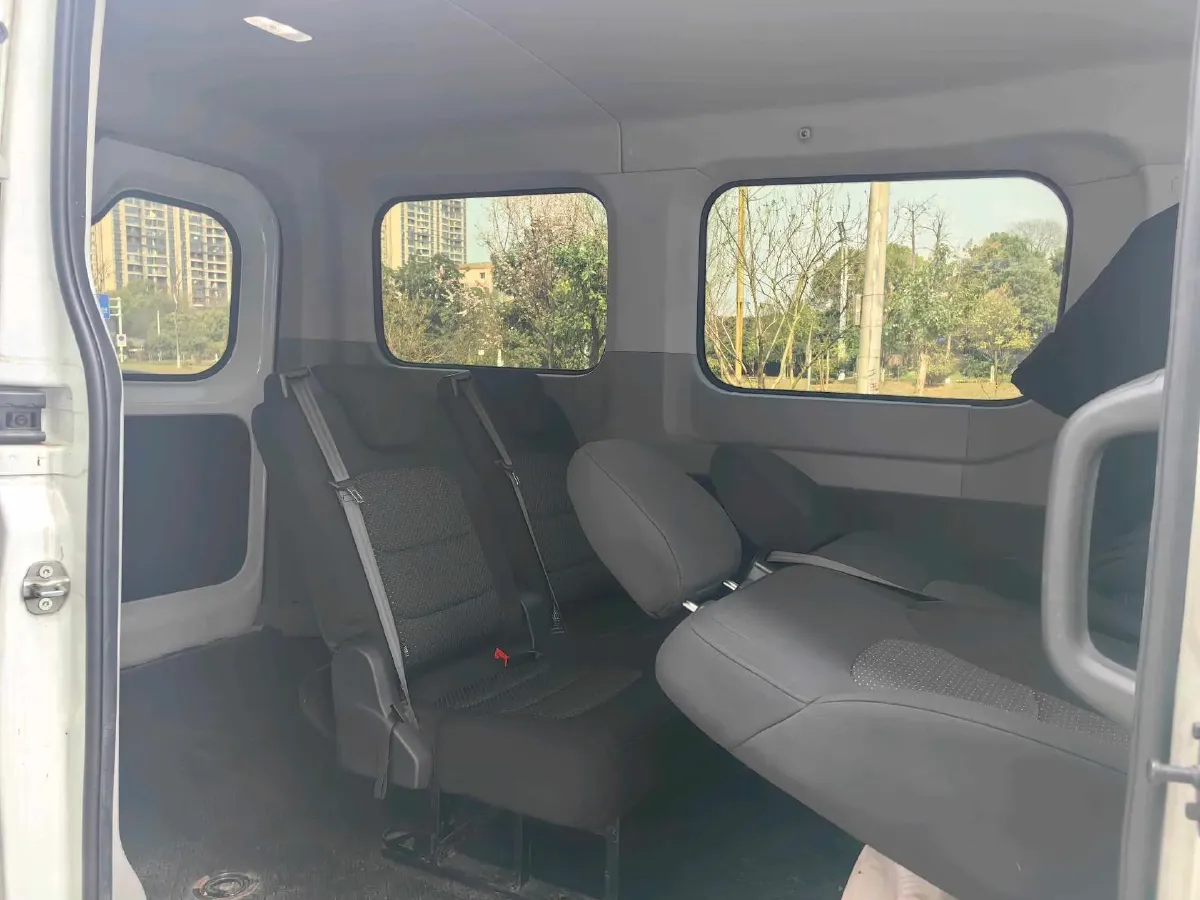 2024 Dongfeng RuiQi 7 2.0T 228HP L4 8AT,autocango,china used car exporter,china ev exporter,chinese used car exporter,chinese used ev exporter