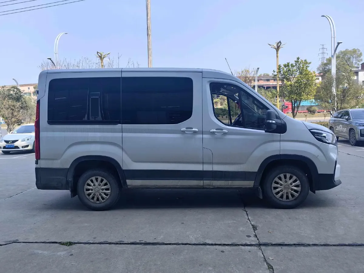 2024 Dongfeng RuiQi 7 2.0T 228HP L4 8AT,autocango,china used car exporter,china ev exporter,chinese used car exporter,chinese used ev exporter