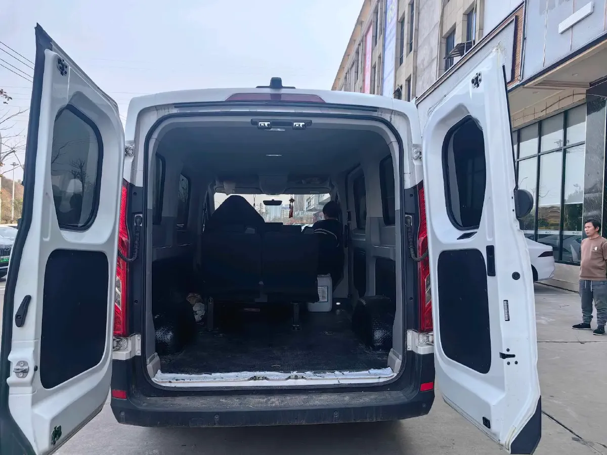 2024 Dongfeng RuiQi 7 2.0T 228HP L4 8AT,autocango,china used car exporter,china ev exporter,chinese used car exporter,chinese used ev exporter