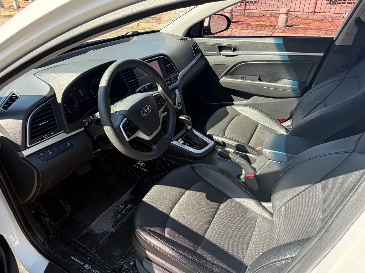 2016 Hyundai Elantra 1.6L 130HP L4 6AT,autocango,china used car exporter,china ev exporter,chinese used car exporter,chinese used ev exporter