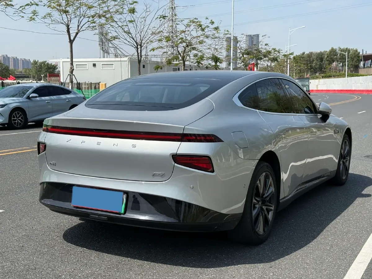 2022 DongFeng Forthing M7 2.0T 224HP L4 8AT,autocango,china used car exporter,china ev exporter,chinese used car exporter,chinese used ev exporter