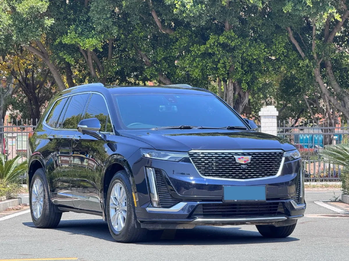 2022 Cadillac XT6 2.0T 237HP L4 9AT,autocango,china used car exporter,china ev exporter,chinese used car exporter,chinese used ev exporter