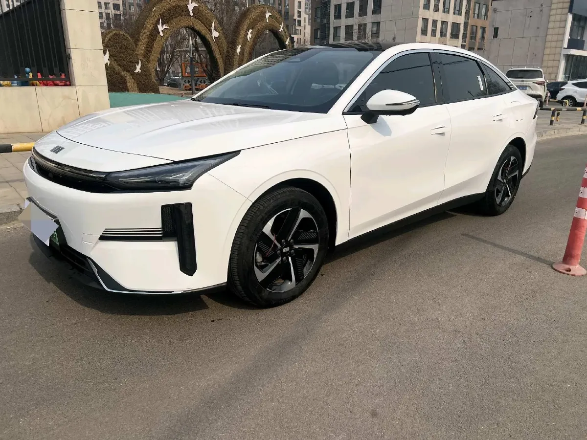 2024 Geely Galaxy L6 1.5T 163HP L4 3DHT PHEV,autocango,china used car exporter,china ev exporter,chinese used car exporter,chinese used ev exporter