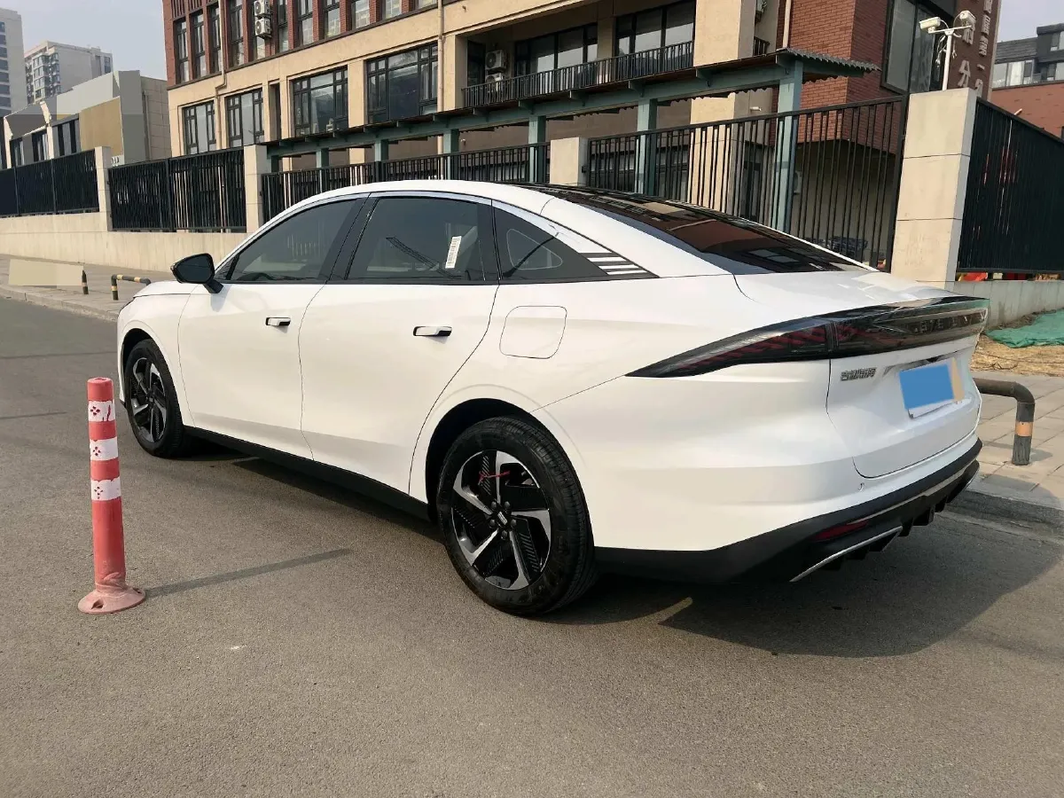 2024 Geely Galaxy L6 1.5T 163HP L4 3DHT PHEV,autocango,china used car exporter,china ev exporter,chinese used car exporter,chinese used ev exporter